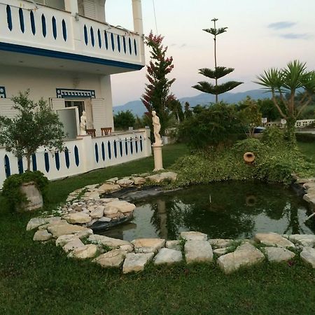 Aparthotel Gogas Palace Ammoudia Exterior foto