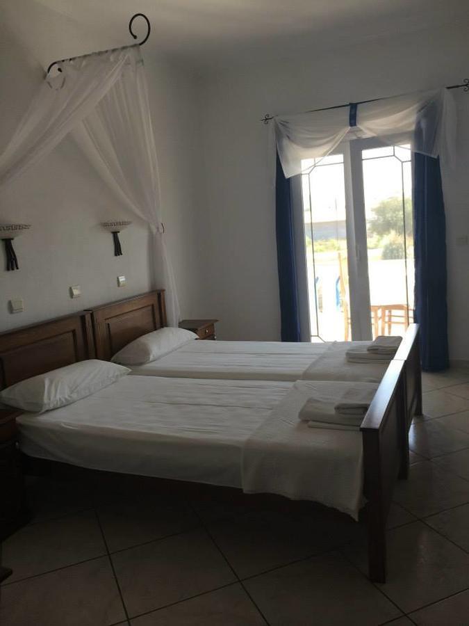 Aparthotel Gogas Palace Ammoudia Exterior foto